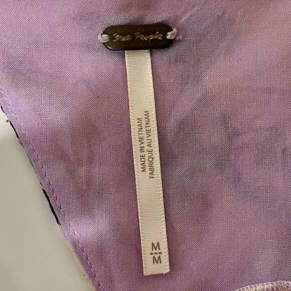 Free People Mabel Printed Blouse in Lilac Combo size Medium - Picture 5 of 7